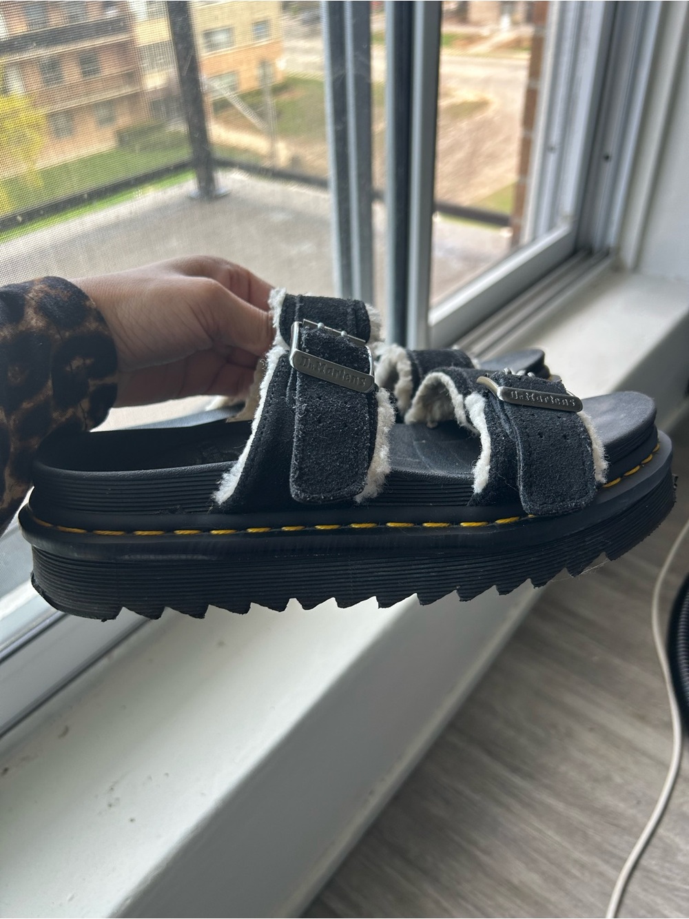 Dr. marten Myles faux fur platform sandle